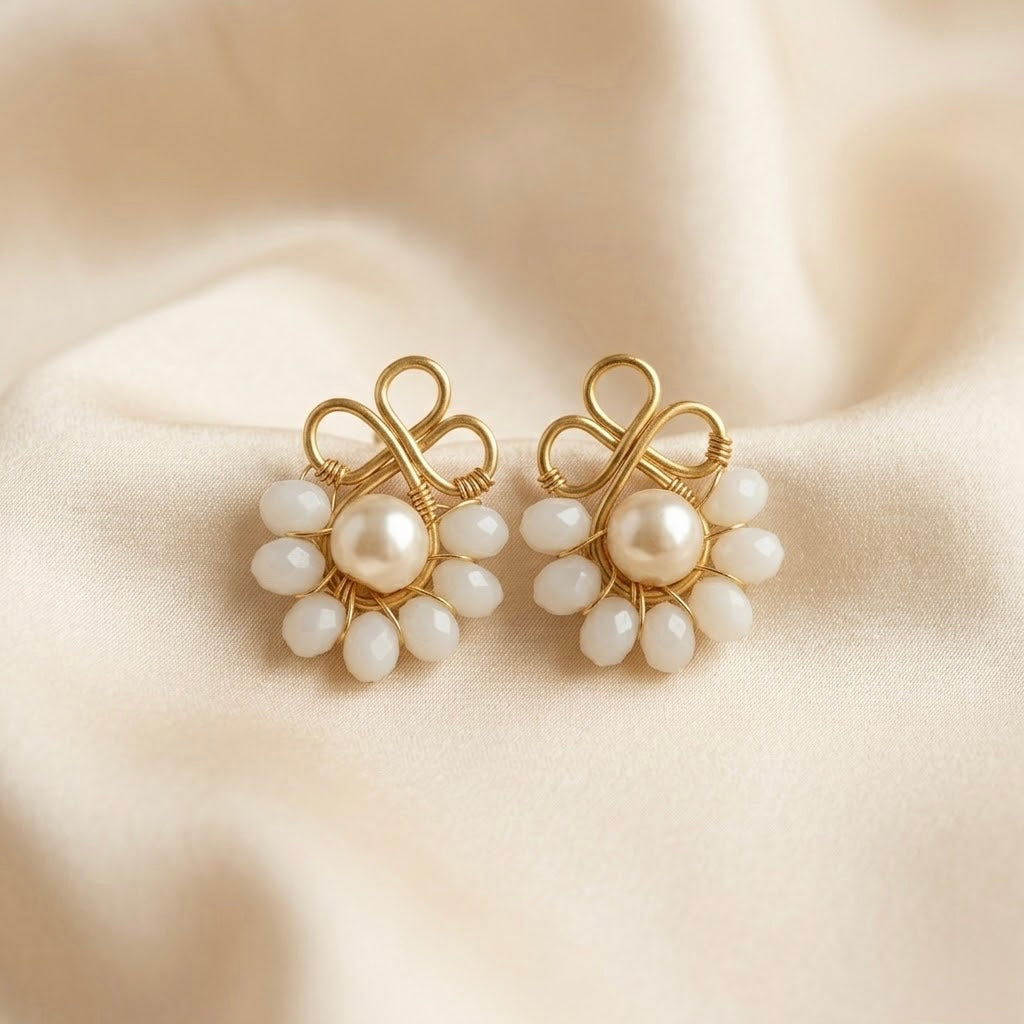 Pearl Noor Studs