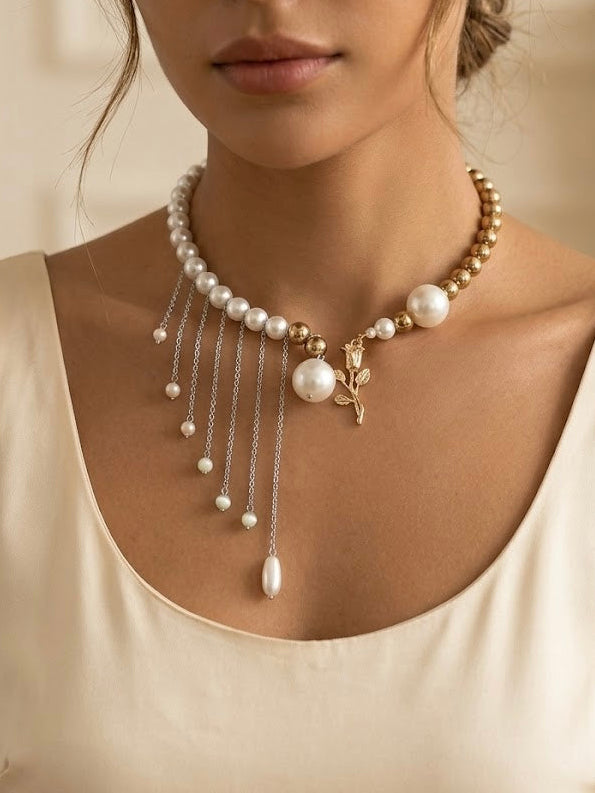 Noor Rose Necklace