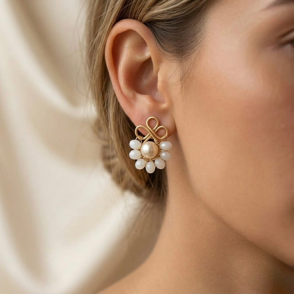 Pearl Noor Studs