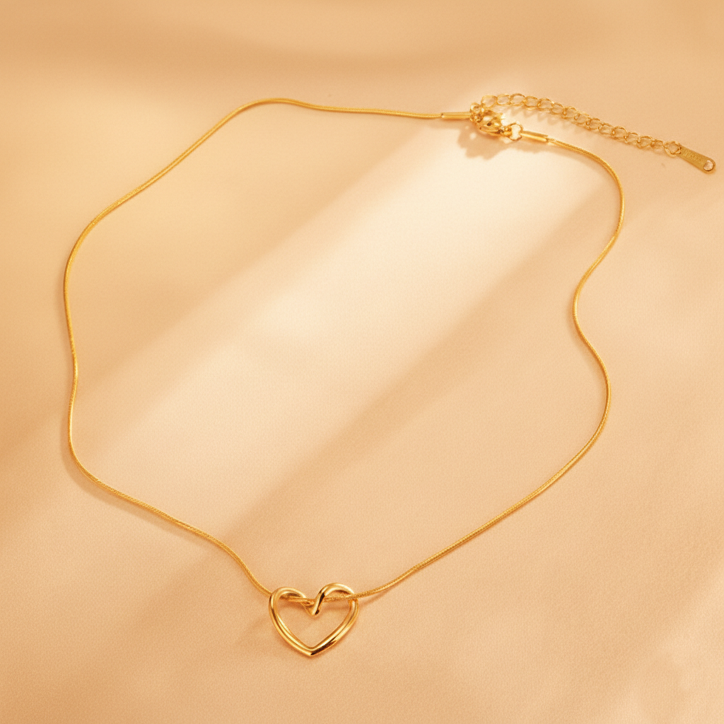 Minimal Gold Heart Anti-Tarnish Necklace